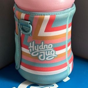 ISO: hydrojug brightside sleeve